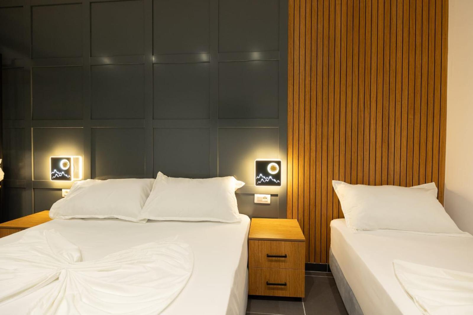 Vlorë Aglon Twin'S Hotel מראה חיצוני תמונה